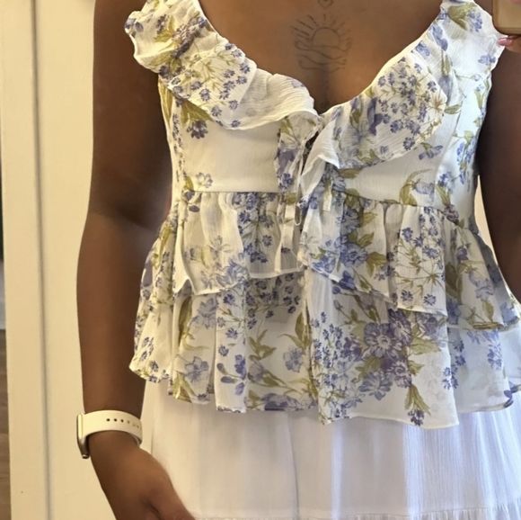 Love Tree Floral Ruffle Camisole in Blue and Green - Picture 4 of 7